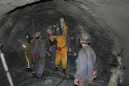环江工程爆破中的危险因素分析以及应对工程爆破危险的措施